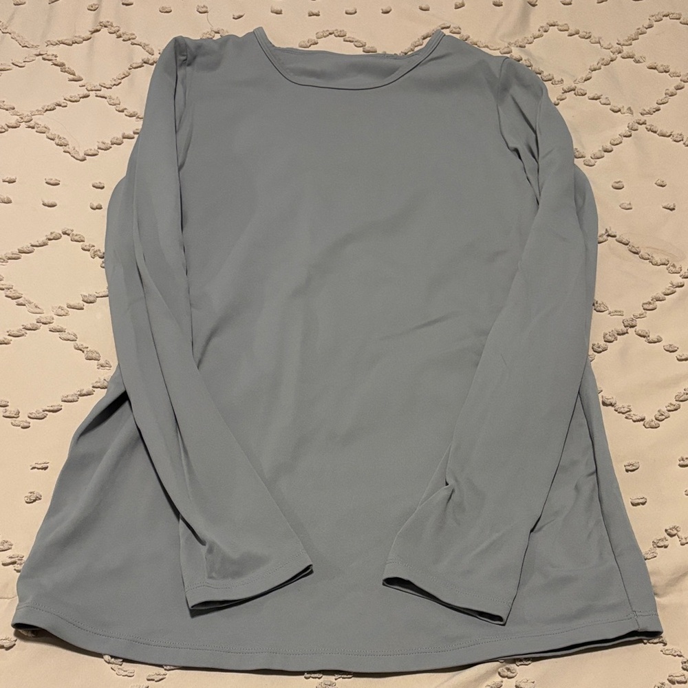 CRZ YOGA Gray Women's Long Sleeve Top